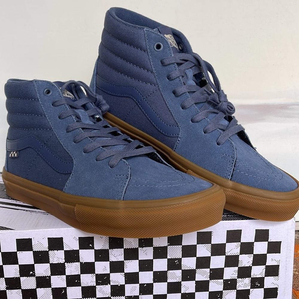 Vans WMNS Skate Sk8-Hi Vintage Blue/Gum
VN0A5FCC0QZ Sneakers - Picture 13 of 16